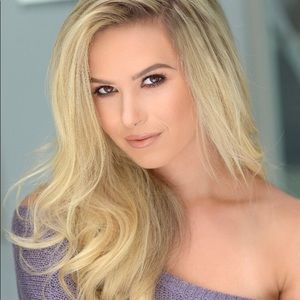 Meet your Posher, Teresa